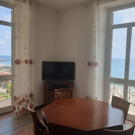 Casa Orizzonte 아파트 사보나